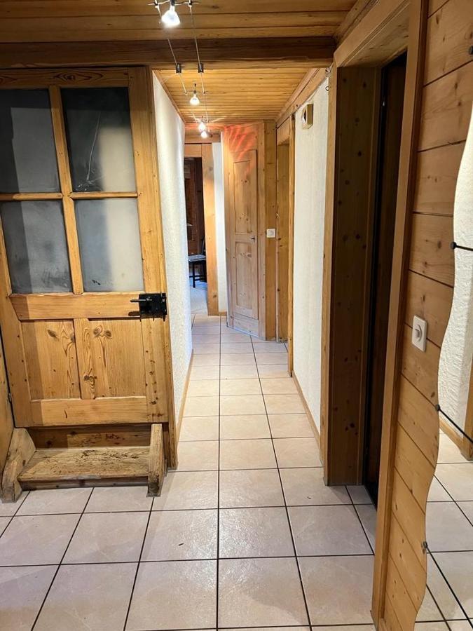 Edelweiss 4 Zi Ferienwohnung In Landhaus Frutigen Luaran gambar